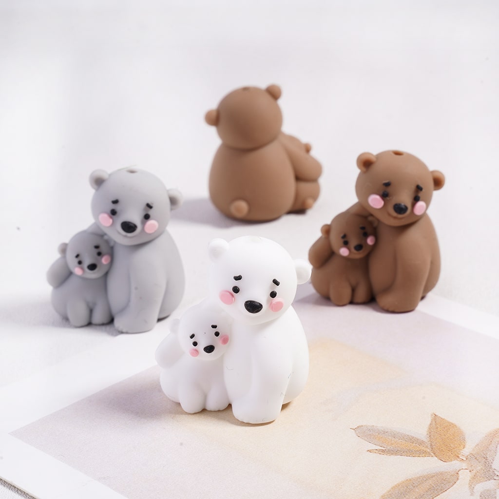 3D Mom & Baby Polar Bear Nestled Together Silicone Focal Beads Random Mix