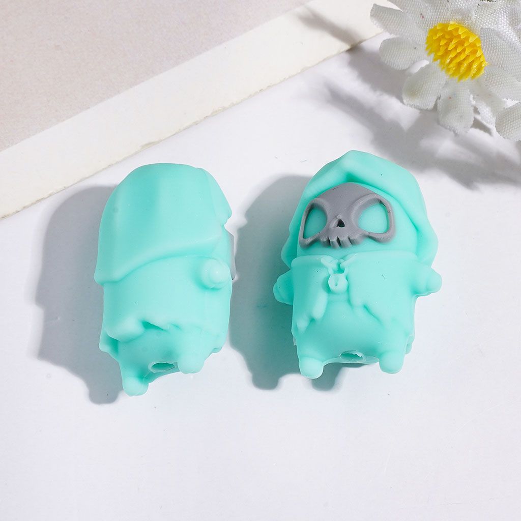 Silicone Focal Beads 3D Deadpool Warrior with Gray Skull Mask in Halloween Series, Height 25MM, Multi-Color