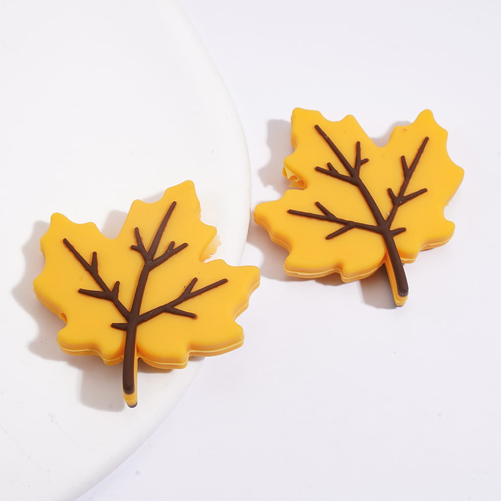 Silicone Focal Beads with Maple Leaf Shape 27*28MM