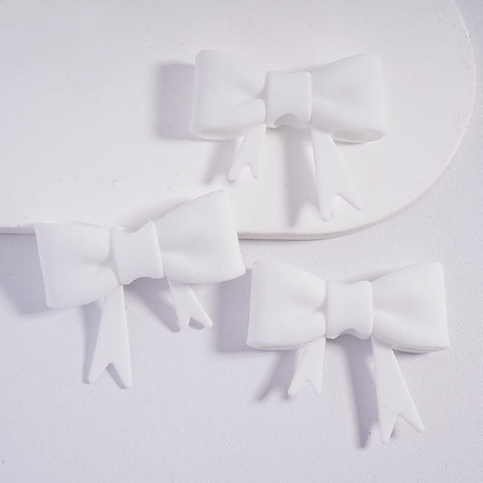 Food Grade Cup & Tumbler Accessory White Bowtie Silicone Straw Topper