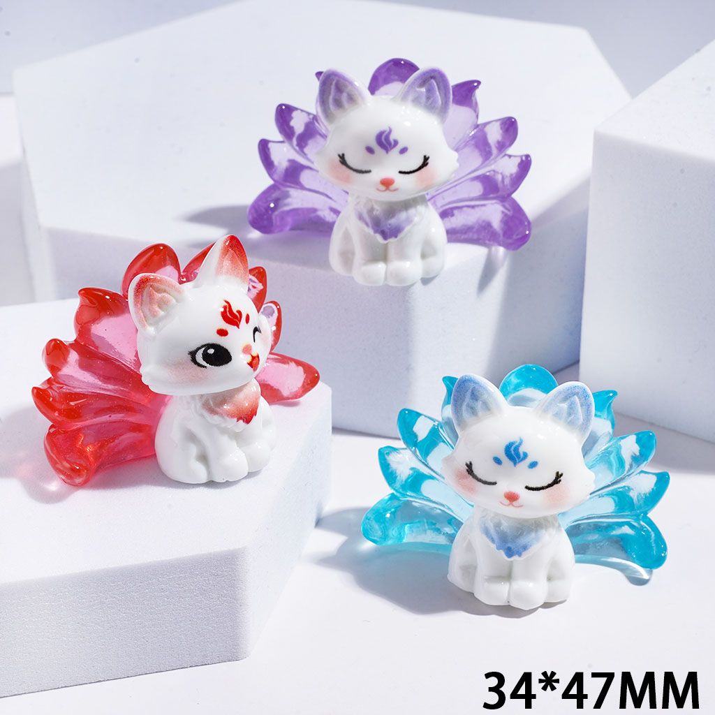 Beautiful Nine-Tailed Fox Acrylic Beads, 34*47MM, Multi-Color, Random Mix