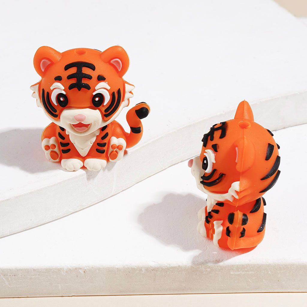 3D Tiger Monkey Elephant Pig Hedgehog in Animal Series Silicone Focal Beads