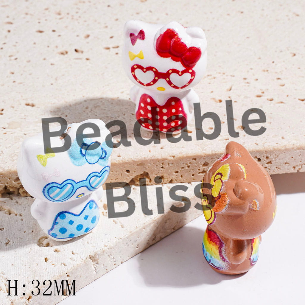 Acrylic Beads Cute Cat Characters in Summer Vacation Style, Height 32MM Multi-Color Random Mix