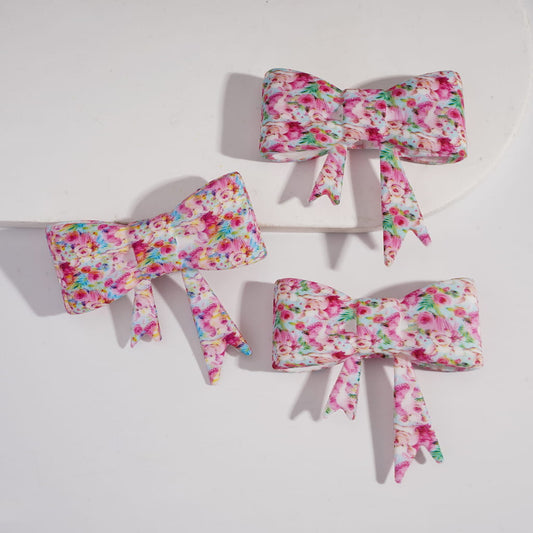 Food‑Grade Silicone Bowknot Straw Topper with Pig & Pink Flower Prints