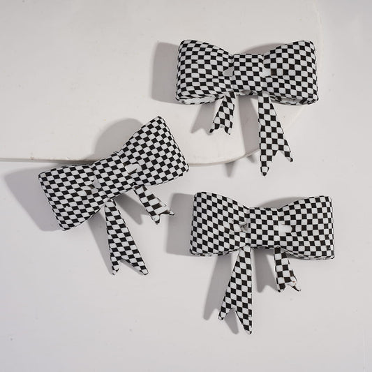 Food Grade Cup Tumbler Silicone Straw Topper Bowknot with Black and White Checkered Prints