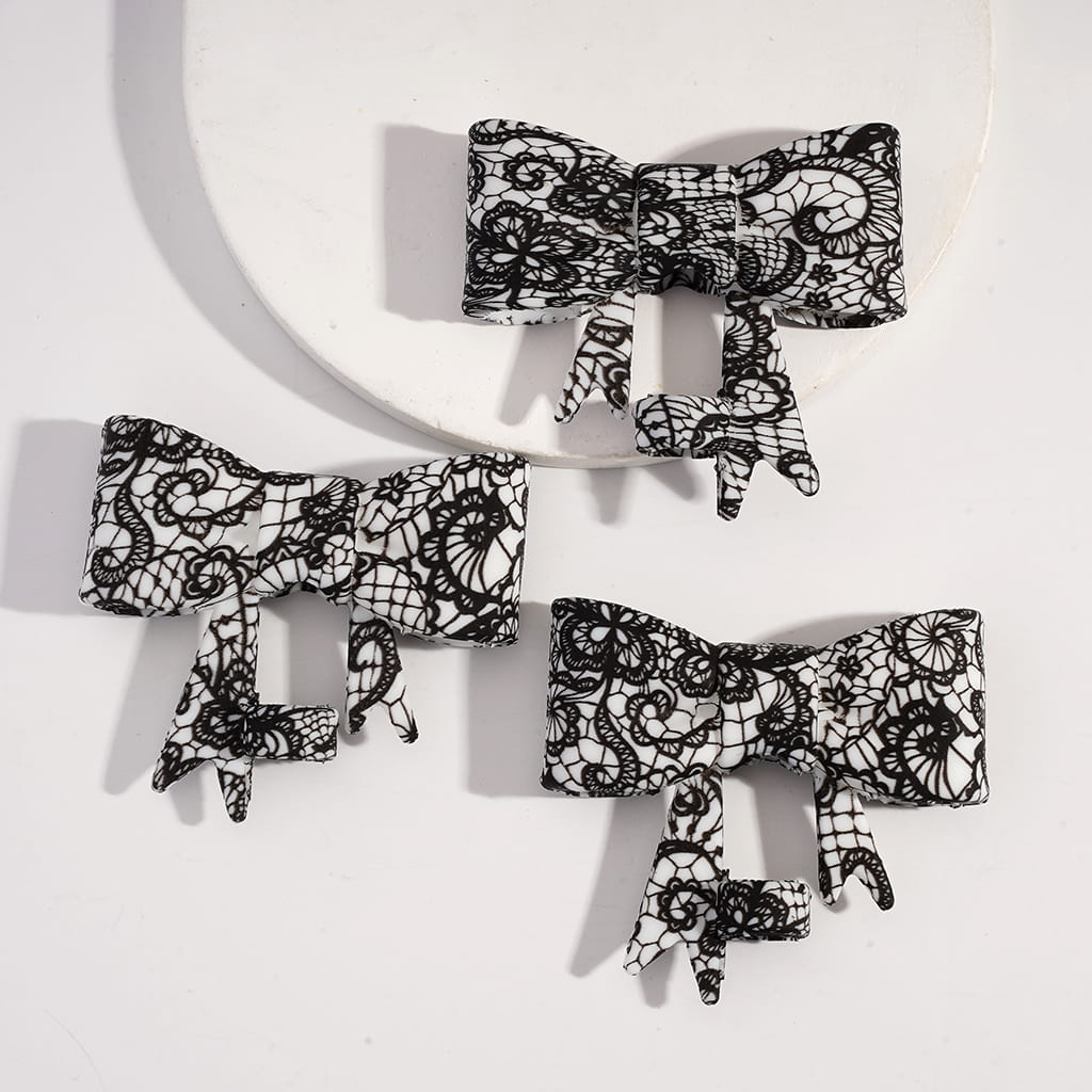 Food‑Grade Silicone Bowtie Straw Topper with Black Lase Print