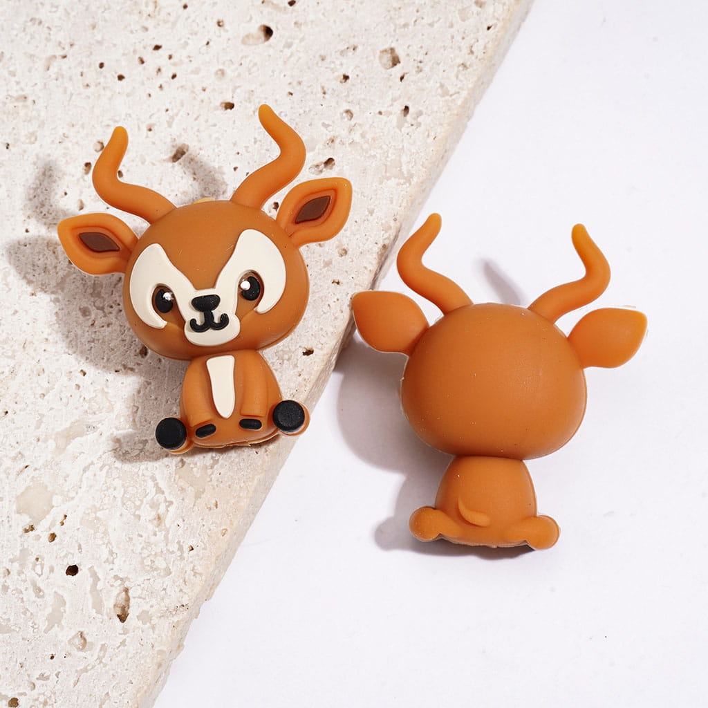 3D Cute Lovely Four-Legged Walking Forest Animal Deer, Bear, Tiger & Bull Silicone Focal Beads, Multi-Style Random Mix