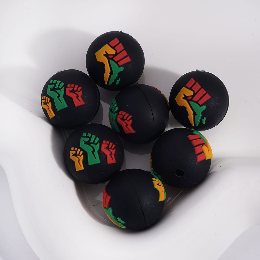 3D Black Girl Heart Round Design Black Series Silicone Focal Beads