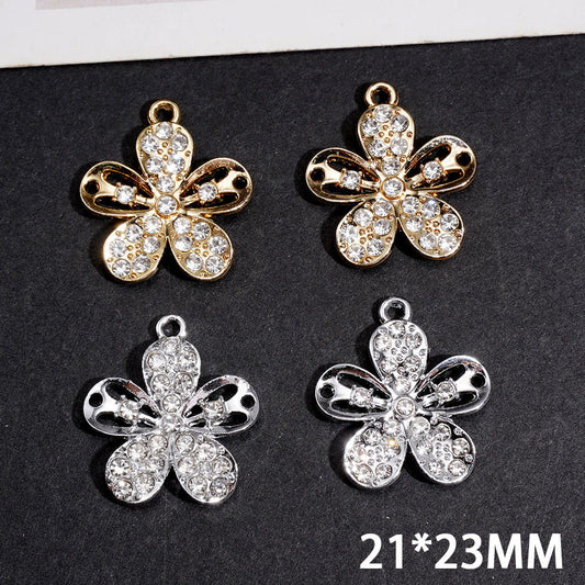Sparkling Five-Petal Flower with Clear Rhinestones, 21×23MM, Gold Alloy Charm Pendant & Jewelry Accessories
