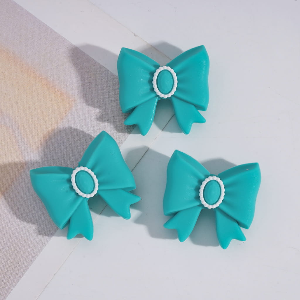 3D Spring & Autumn Clothing Shapes Silicone Focal Beads