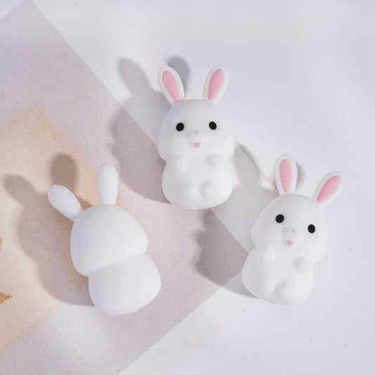 3D Sitting White Bunny Silicone Focal Bead