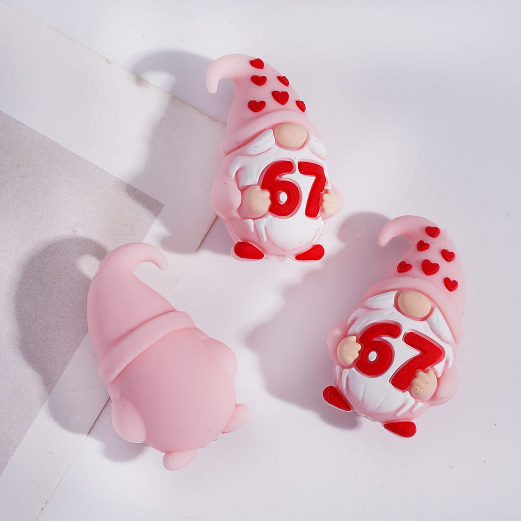 3D Animal Gnome Heart Shape Silicone Focal Beads with Number 67