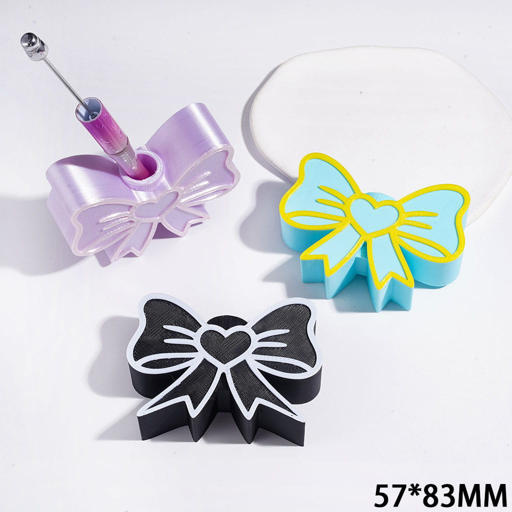 3D Adorable Printed PLA Bowtie Pen Holder with Outline Stroke Design, Single-Hole Desktop Pen Stand, Craft Tool Organizer for Pens Tweezers Embroidery Needles, 57*83MM, Multi-Color Random Mix
