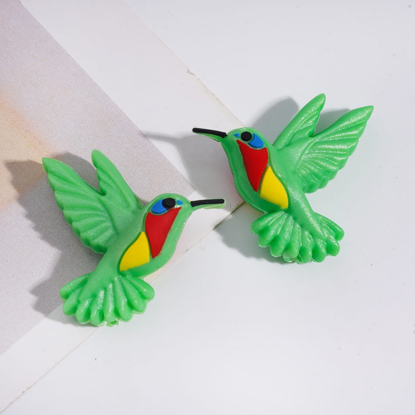 3D Colorful Hummingbird in Open Wings Design Silicone Focal Beads
