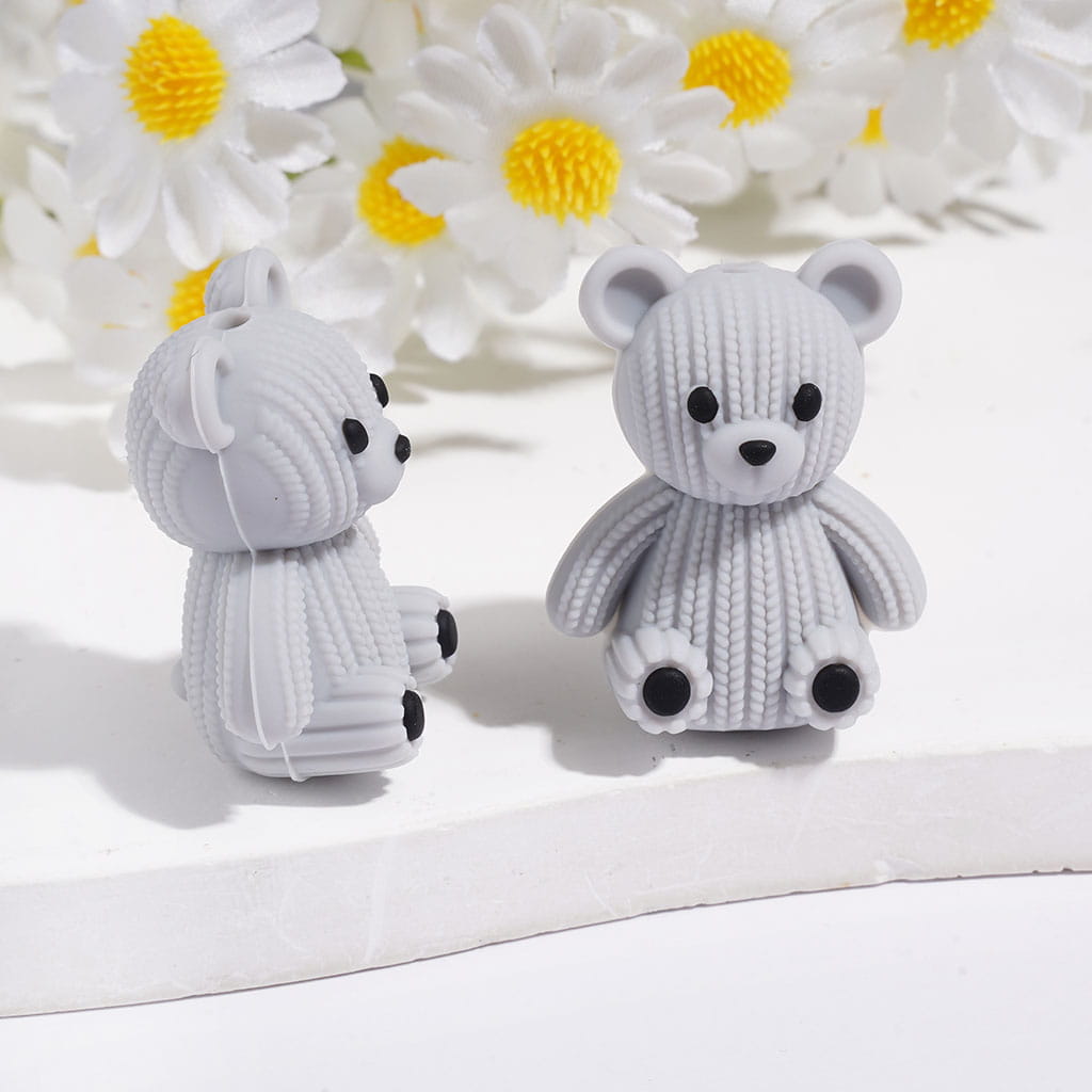3D Adorable Knitted Teddy Bear with Wool Yarn Texture Silicone Focal Beads, Multi Colors Random Mix