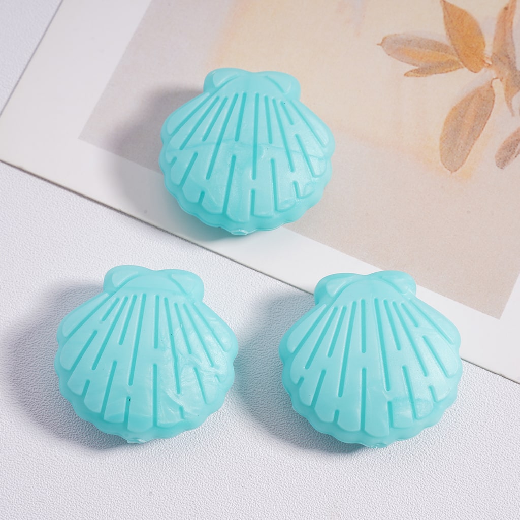 Cute Mini Pastel Shell Shaped In Solid Color Silicone Focal Beads Random Mix