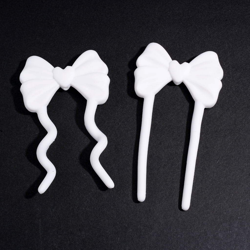 3D Adorable White Bowtie with Heart Design Pliable Silicone Focal Beads, 97*52MM (Video Usage Instructions)