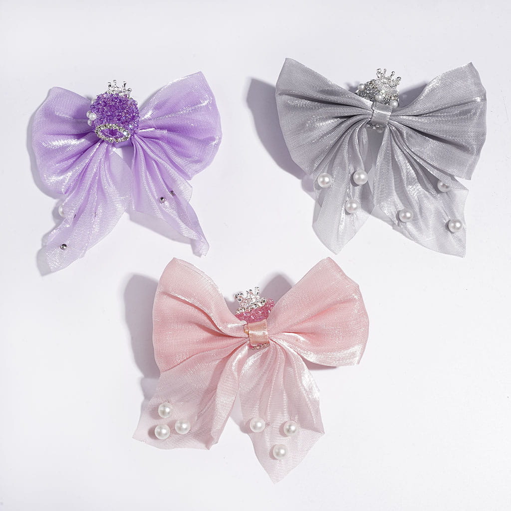 Royal Fabric Bowtie with Cone-Shaped Rhinestones, Silver Crown, White Pearls, Sparkling AB Rhinestones, and Chains Design Sugar Acrylic Beads, Multicolor, Random Mix