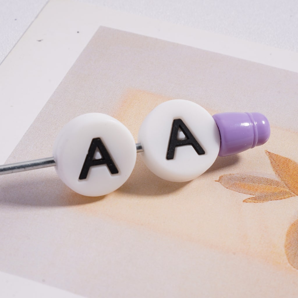 Mini Flat Round Alphabet English Letters Prints Silicone Beads (The Hole is Horizontal, not Vertical)