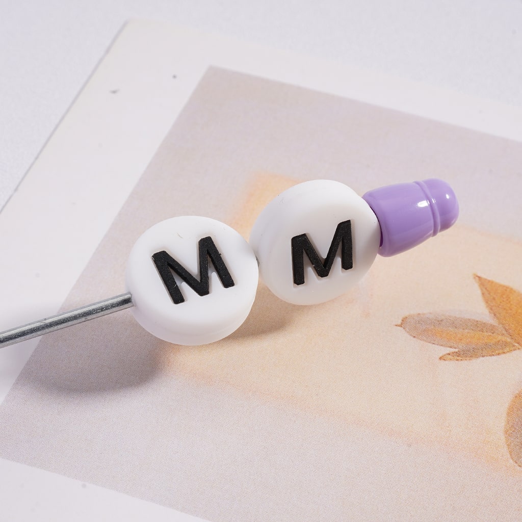 Mini Flat Round Alphabet English Letters Prints Silicone Beads (The Hole is Horizontal, not Vertical)