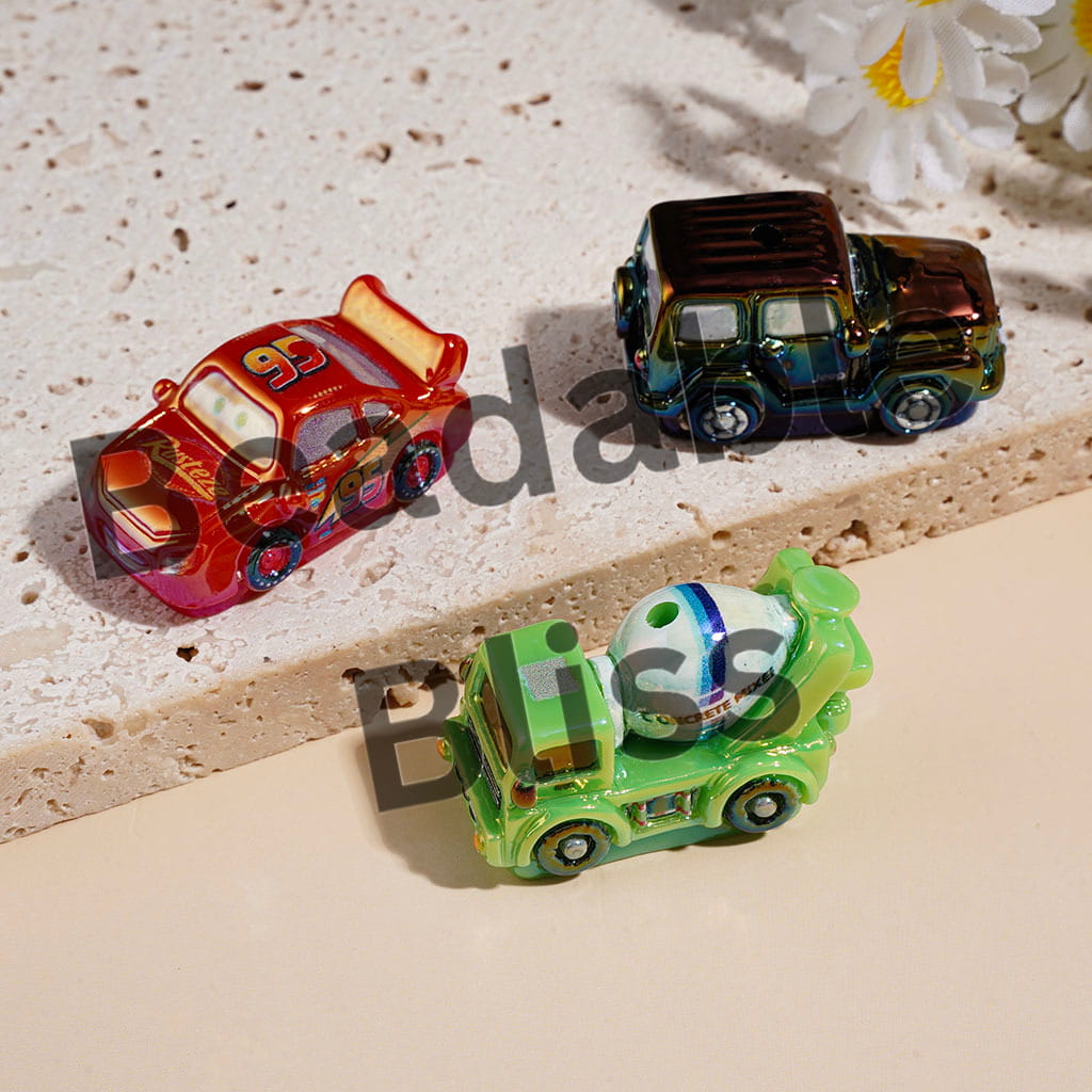 UV-Coated Acrylic Beads Cartoon Transport Car Series, Random Mix