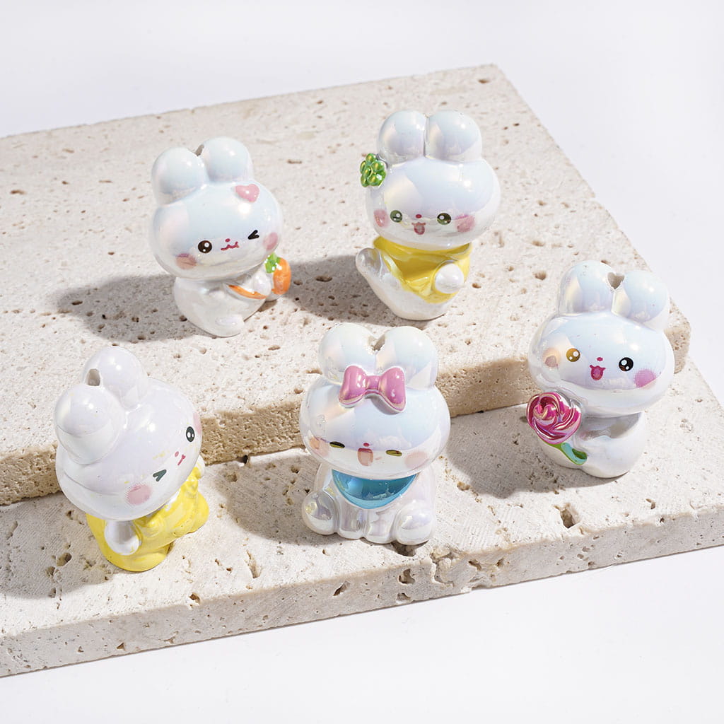 UV-Coated White Bunny Design Acrylic Beads, Assorted Cute Styles, Random Mix
