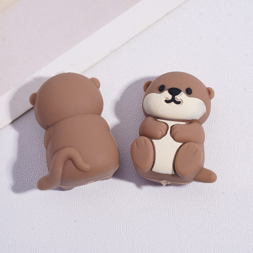 3D featuring tiny assorted animal designs in multiple styles, Silicone Focal Beads