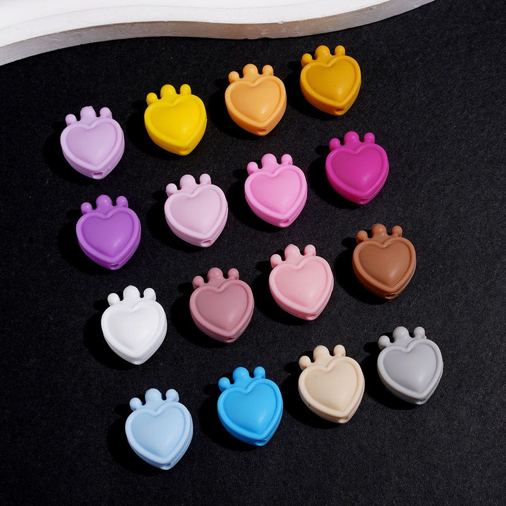 Silicone Focal Beads Mini Heart Shaped with Crown,  Around 14*17MM Multi-Color, Random Mix