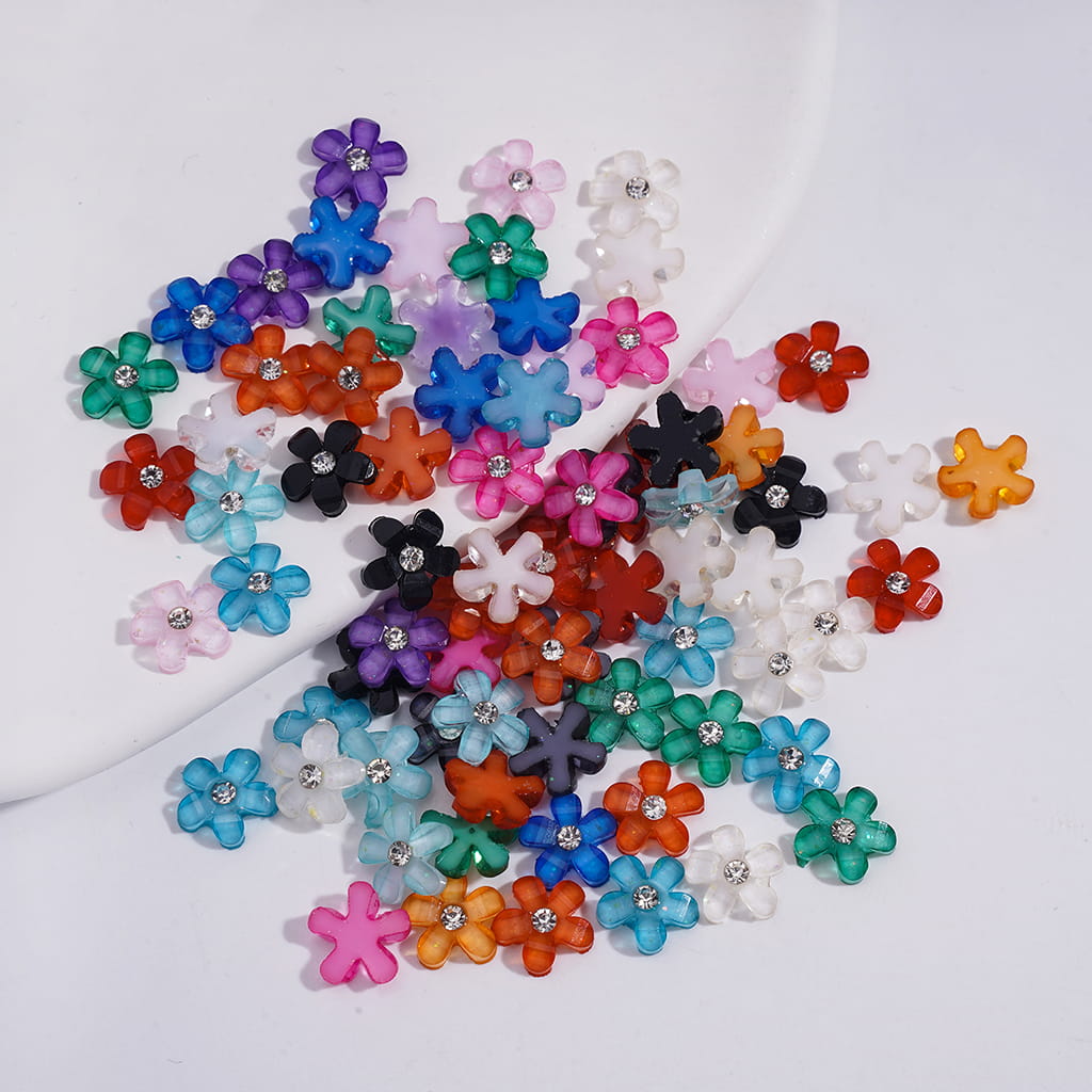 Cute Mini Five-Petaled Flower with Clear Rhinestone Can DIY For Flower Pen & Beads Jewelry Accessories, Random Mix
