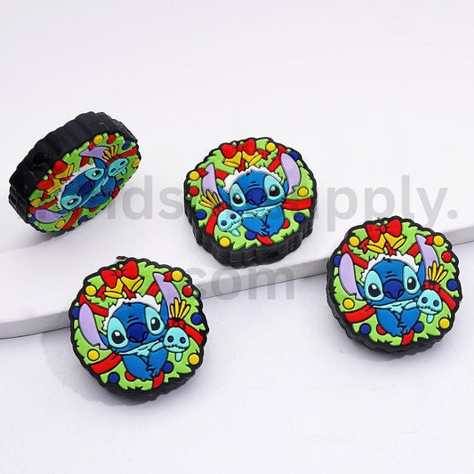 Round Stitc Design with Christmas Wreath & Bells Silicone Focal Beads