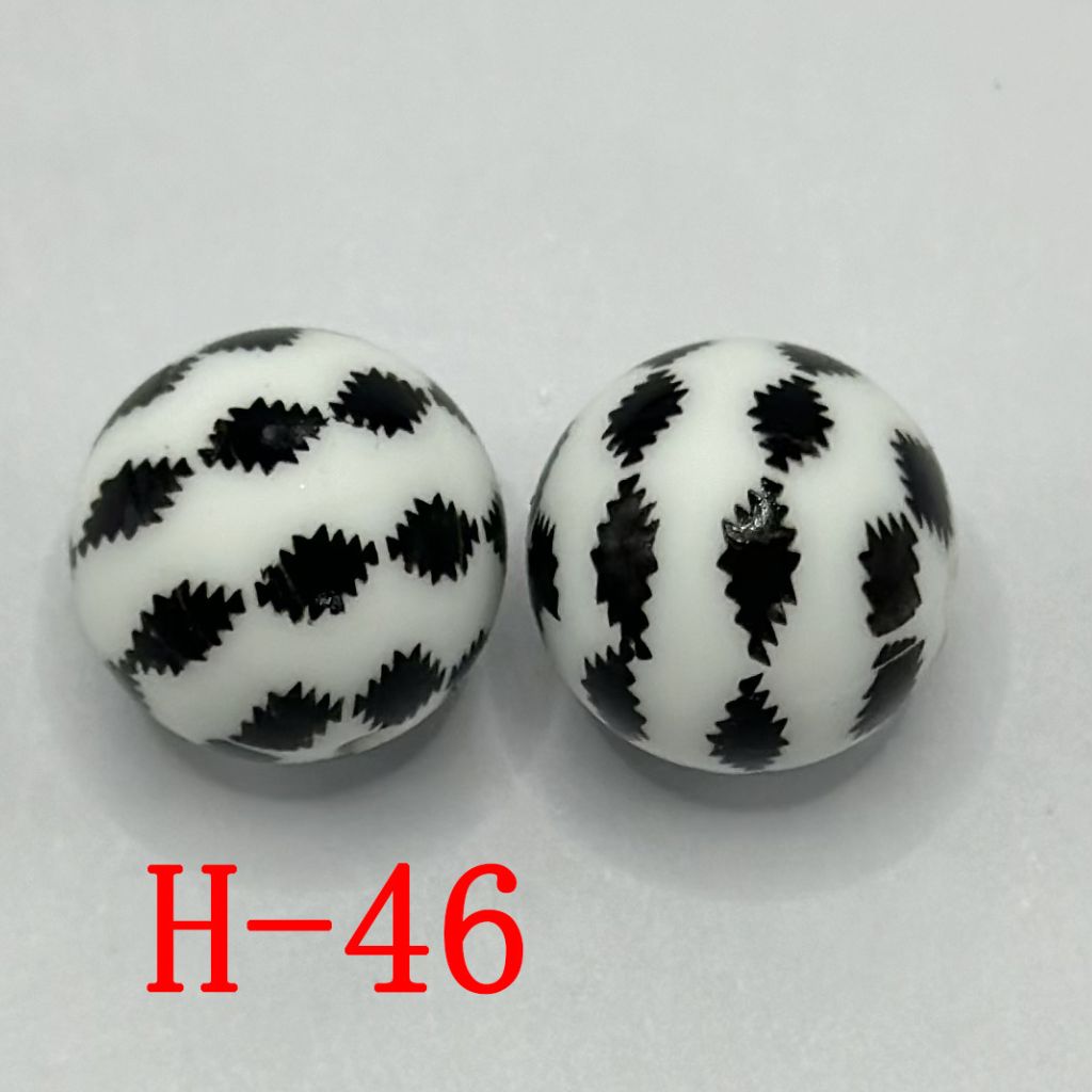 Aztec Print Black and White Round Printed Silicone Beads