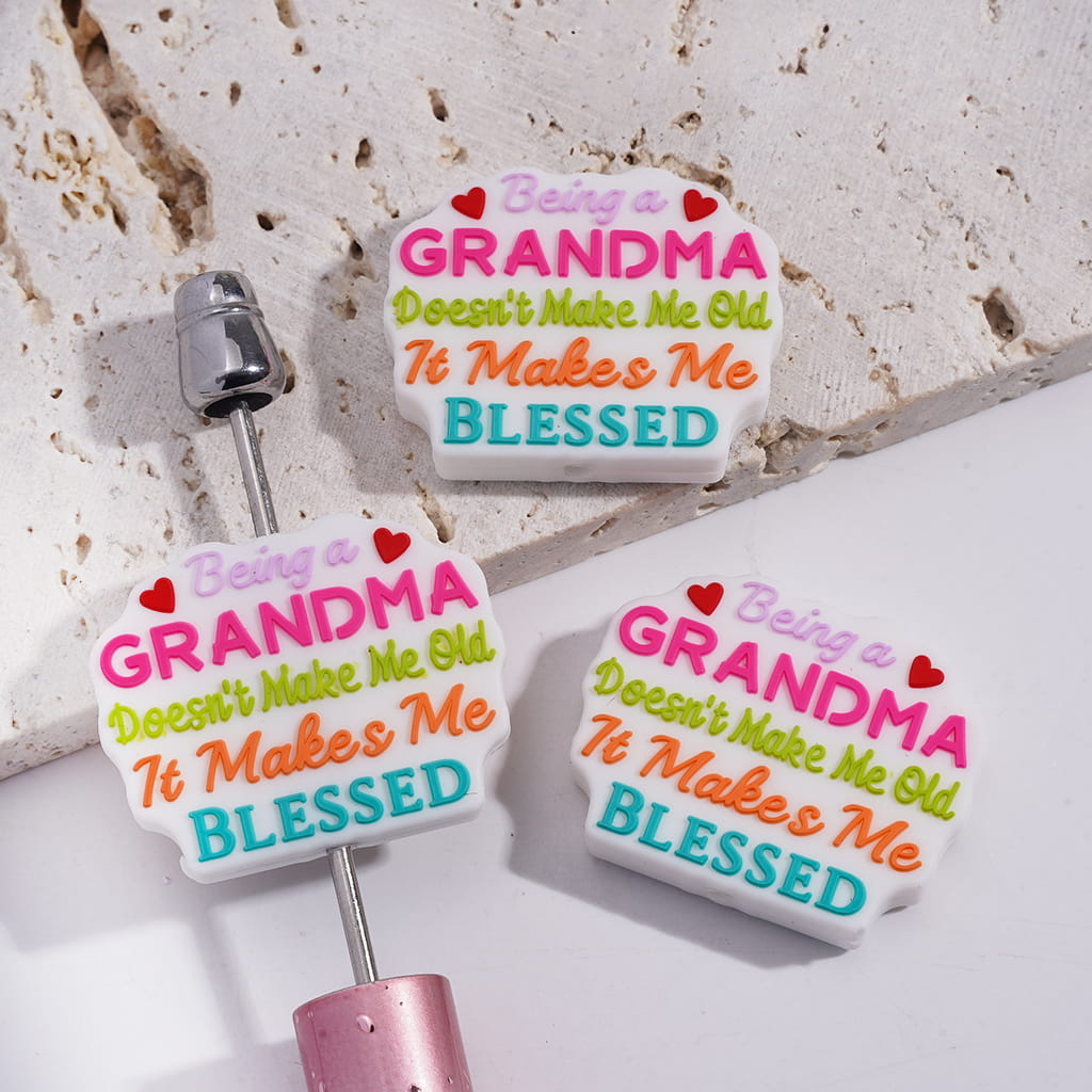 Being a Grandma Doesn’t Make Me Old It Makes Me Blessed Text on White Silicone Focal Bead with Red Hearts