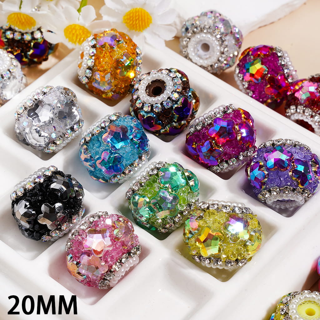 Hand-Made Acrylic Sugar Beads with Dazzling Flowers, Clear Rhinestones and White Pearl Chains, 20MM, Random Mix