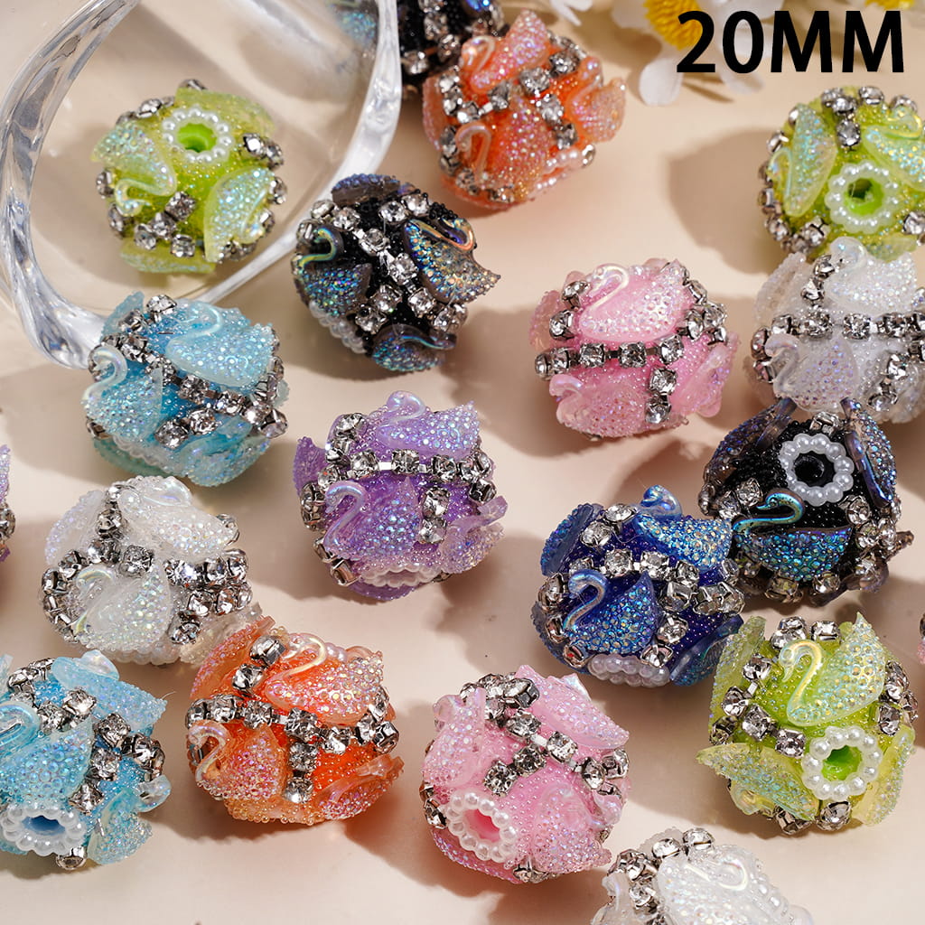 Hand-Made Sugar Acrylic Beads with Swan Design, Clear Rhinestone Chain and White Pearl, 20MM, Random Mix