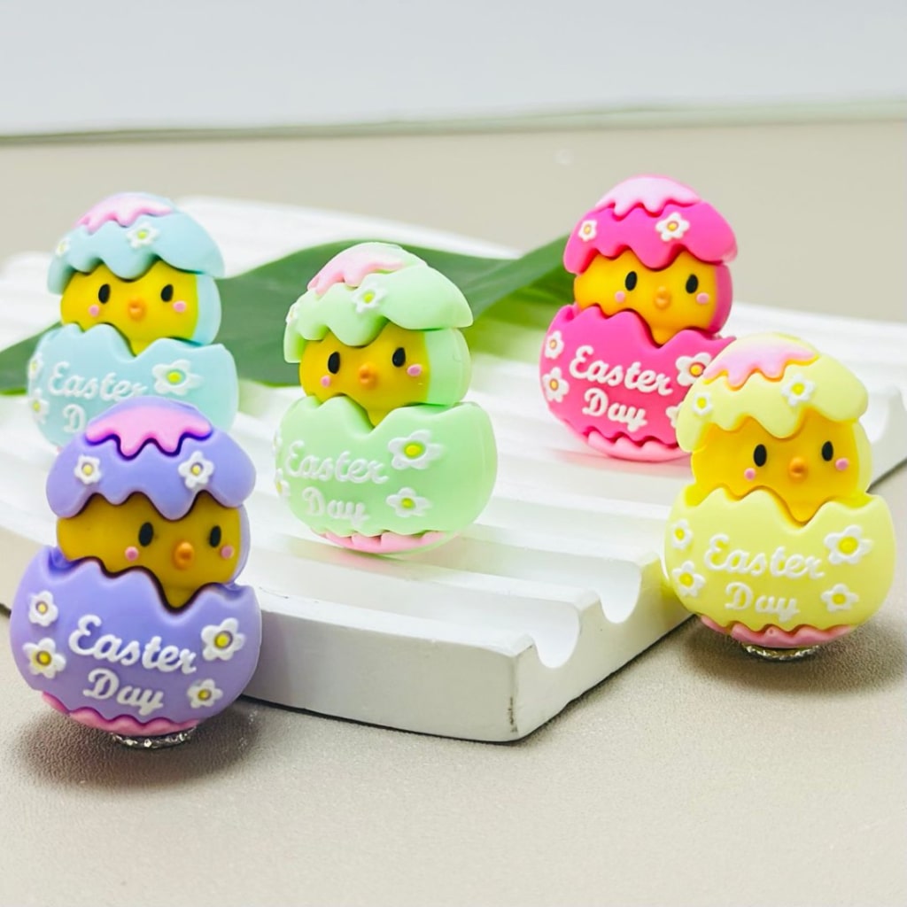 3D  Colorful Broken Eggs Cute Yellow Chicks  Easter Day Silicone Focal Beads, Random Mix