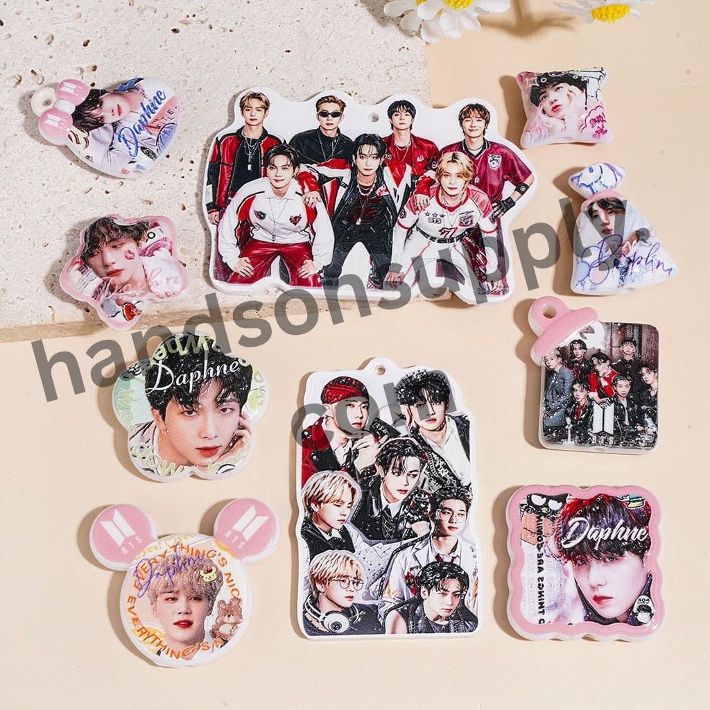 K-Pop Korean Boy Group Character Acrylic Beads, Charms & Pendants, Various Shapes, Random Mix