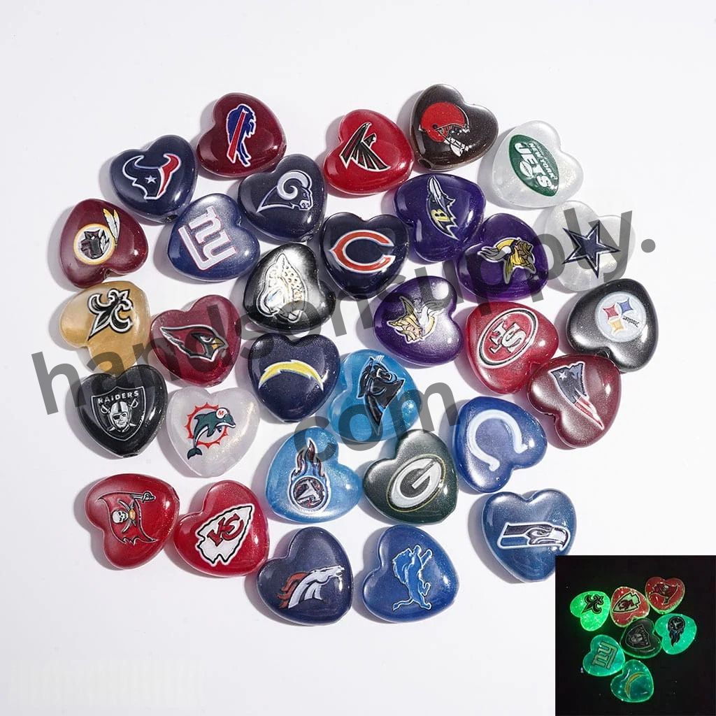 Luminous American Football Team Series Cat-Eye Style with Gold Glitter Heart Shape Acrylic Beads, 24*23MM, Random Mix