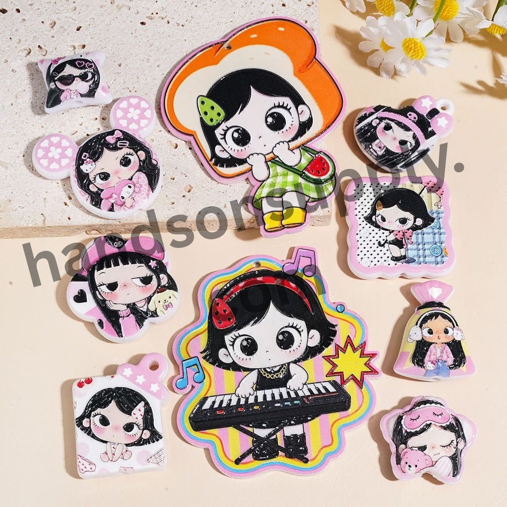Cute Large-Eyed Freckled Girl Character Leisure & Entertainment Style Acrylic Beads, Charms & Pendants, Various Shapes, Random Mix