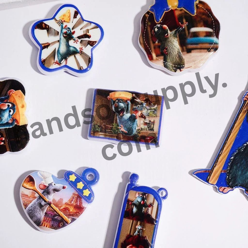 Adorable Masterchef Mouse Character Series Acrylic Beads and Pendants, Random Mix