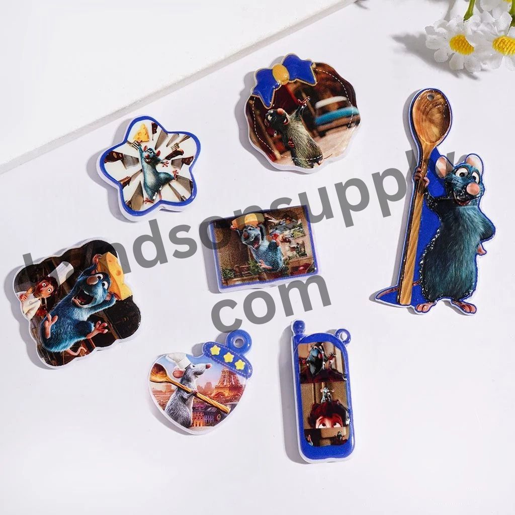 Adorable Masterchef Mouse Character Series Acrylic Beads and Pendants, Random Mix