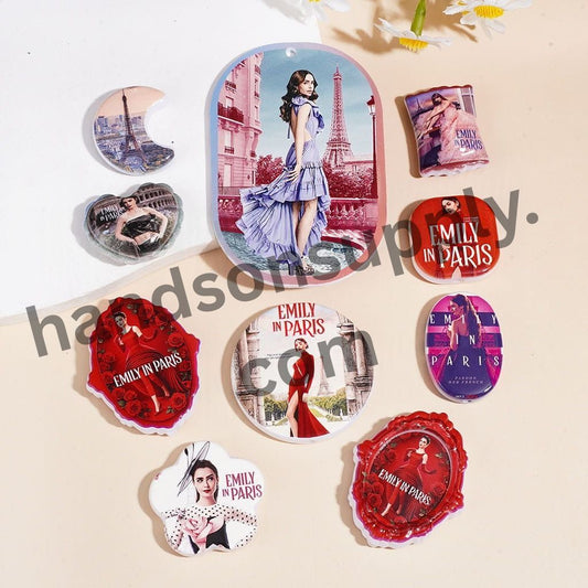 American Comedy Fashion Girl in Paris Landmark Printed Acrylic Beads Pendants, Assorted Shapes & Designs, Random Mix