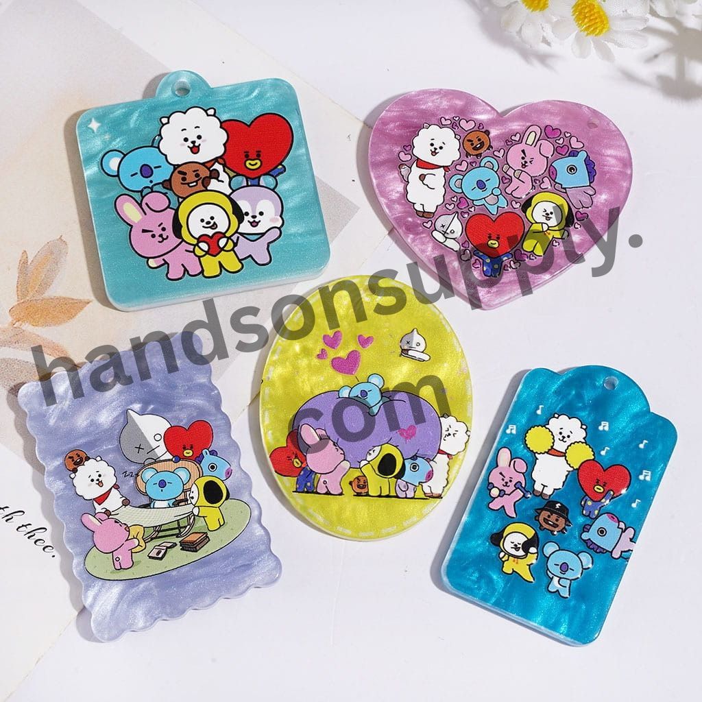 Cute K-Pop Boy Group Animal Character Square & Tag Shaped Acrylic Pendants with Fritillaria Pearl-Like Texture, Multi-Designs, Random Mix