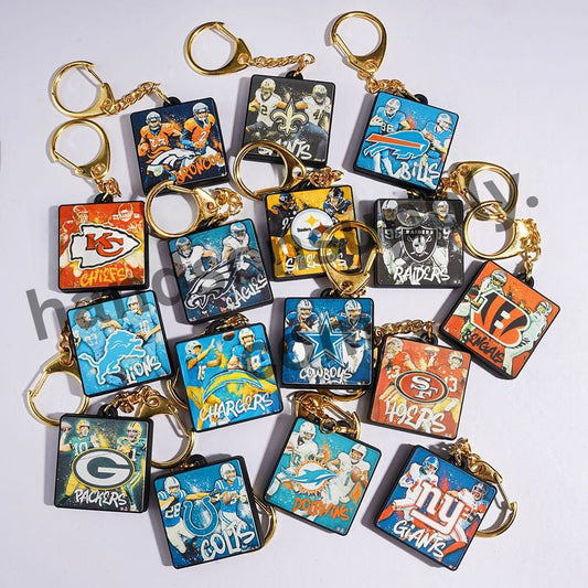 American Football Team Series Metal Keychains with Lobster Clasp & Silicone Charm Pendants, Sporty Theme, Random Mix