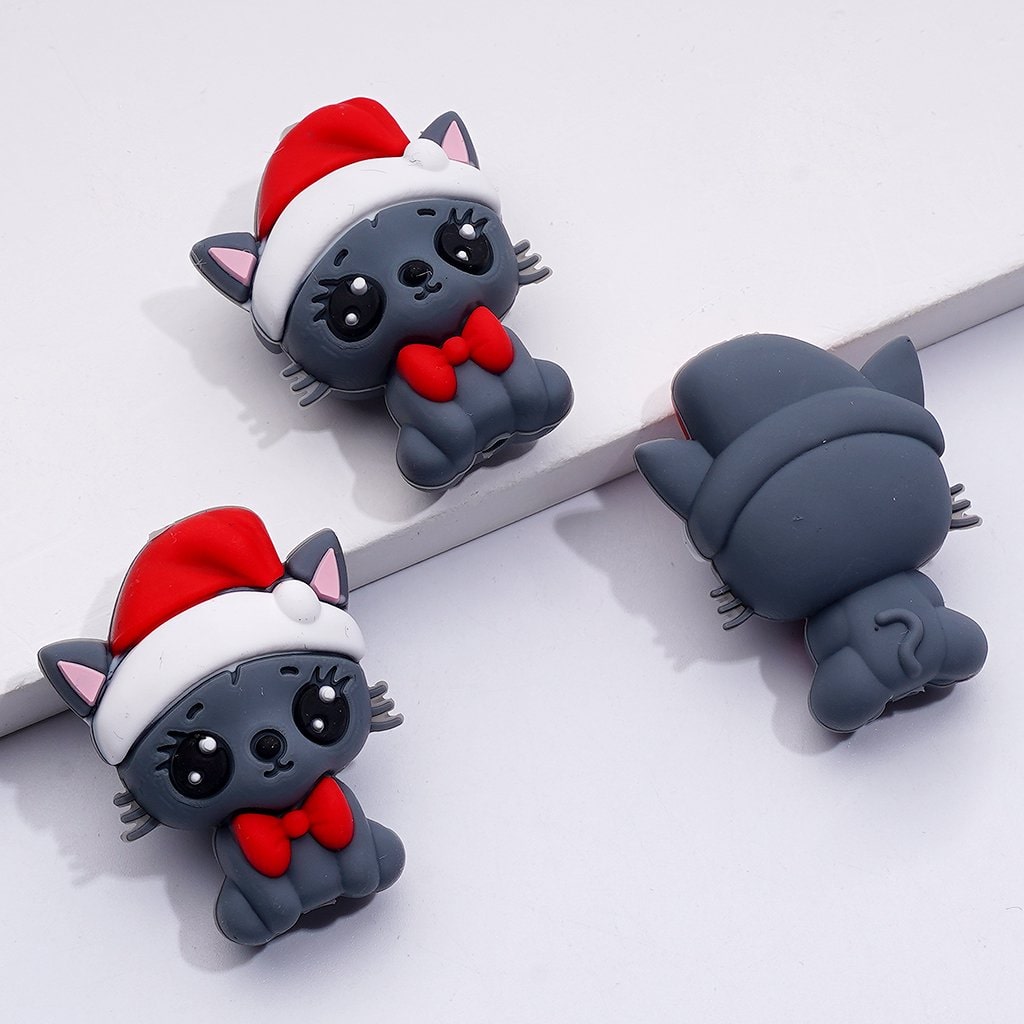 Adorable 3D Gray Kitten Silicone Beads – Festive Christmas Hat & Red Bow Accent