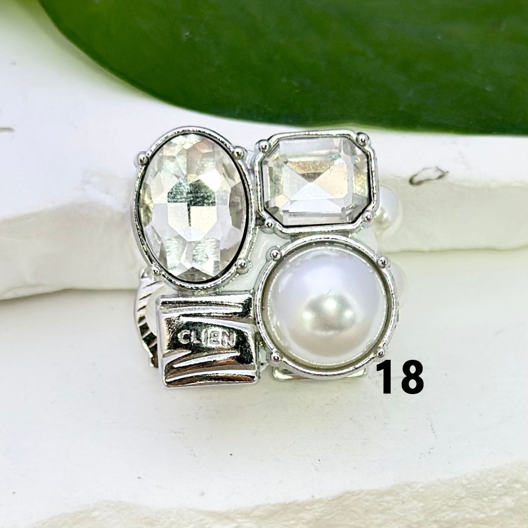 Silver Alloy Exquisite Fancy Frame with Oval and Rectangle Shape, White Pearls, Colorful Rhinestones, Mini Cute Flowers, and Clay Beads, Around 26*26mm