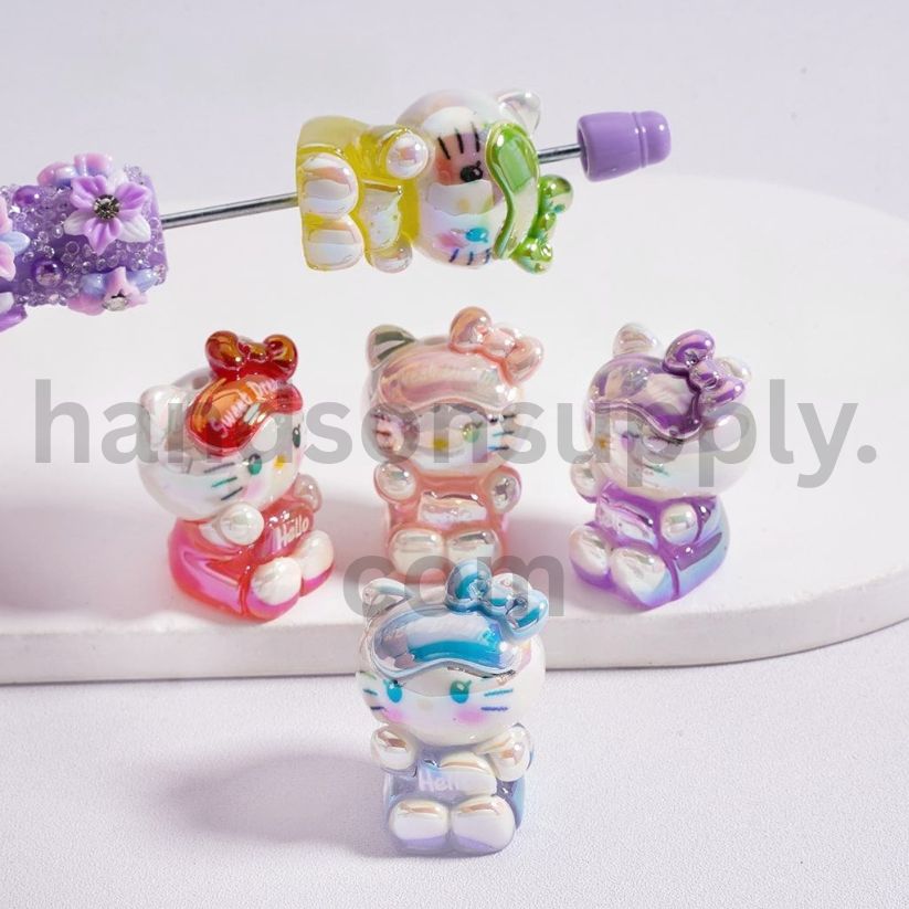 UV Shine Finish Hello Kitty Cute Cat Face with Mask Acrylic Beads  Multi-Color 23*32MM, Random Mix
