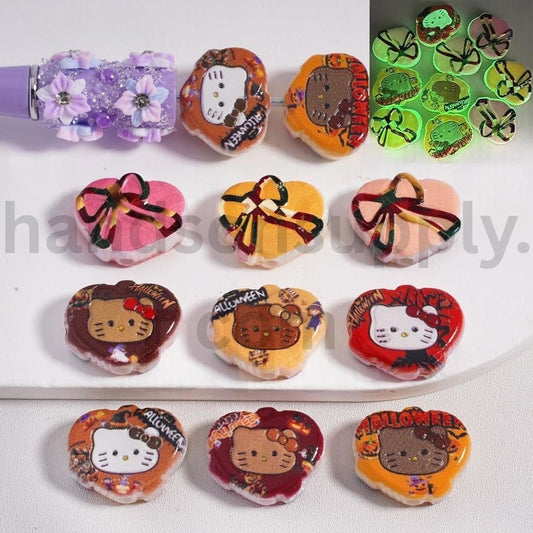 Luminous Hello Kitty Cute Cat Face Bowknot Halloween Hearts Acrylic Beads 19*23MM, Random Mix