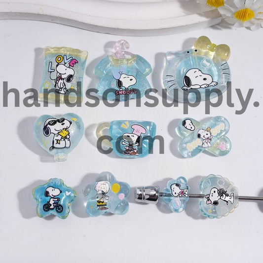 Acrylic Beads Pendants with Beagle Dog Character and Glitter, Clear, Random Mix