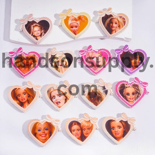Bowtie Fashion Doll, Various Facial Expressions Flat Heart Shape Silicone Focal Beads Random Mix