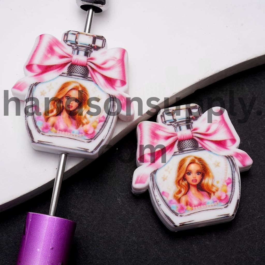 Fashion Doll Girl Design Print on Flat Perfume Bottle Shaped with Bow Silicone Focal Beads